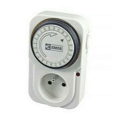 Spínací hodiny do zásuvky