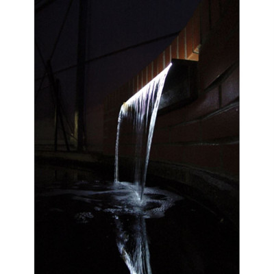 jezírkový vodopád s LED osvětlením